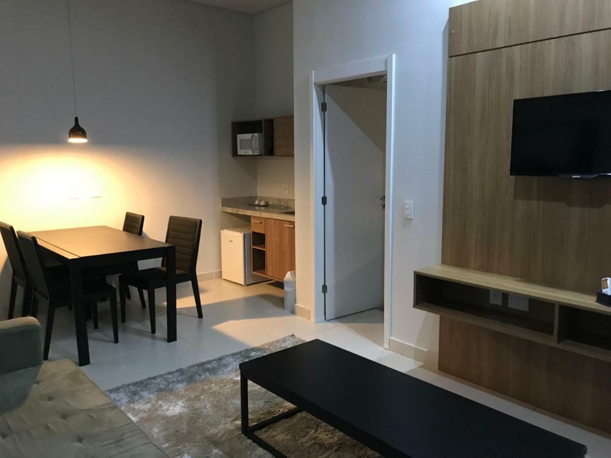 Tugurio Serrano Petrópolis Εξωτερικό φωτογραφία